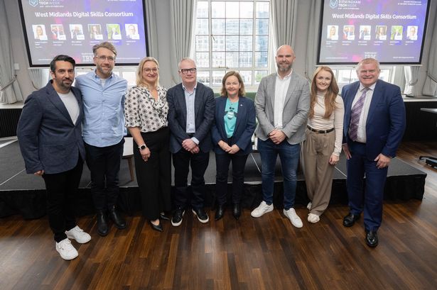 New business group launched to boost digital skills